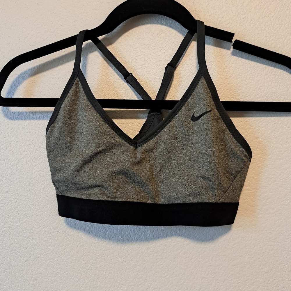 Nike Indy Light Support Sports Bra Gray Heather Black V-Neck Adjustable Straps S